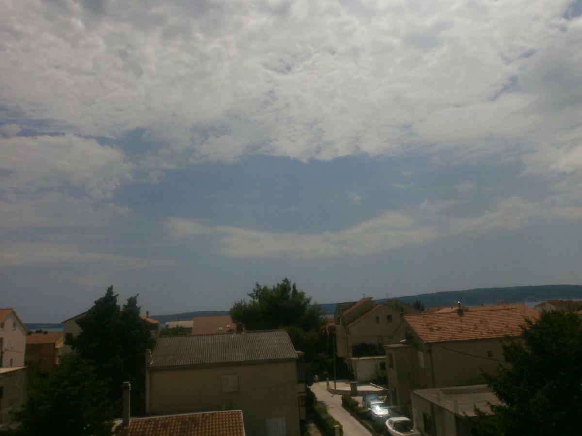 Apartmani Ljubica คาชเตลา ภายนอก รูปภาพ